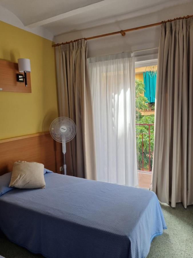 Pension El Ciervo Lloret de Mar Ngoại thất bức ảnh